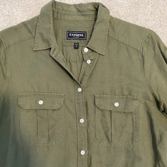 Express military style button up - Picture 2 of 3